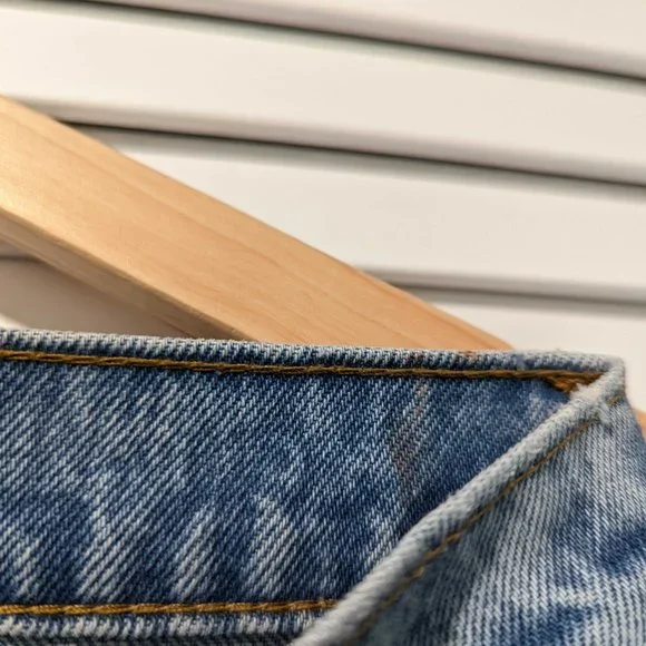 70s Straight Leg Jeans - Destroyed Sunfaded Indigo by Re/Done - Picture 6 of 6